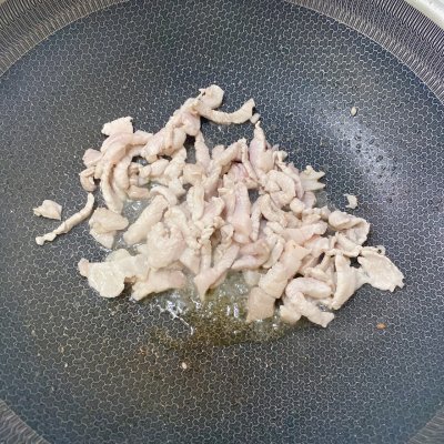 菜花炒肉的做法,菜花炒肉的做法家常菜竅門