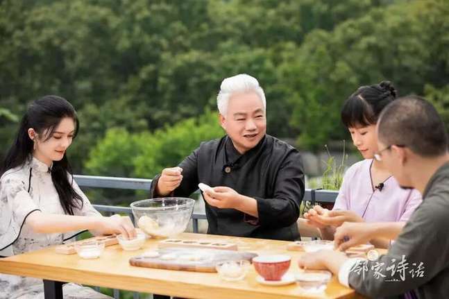 吃巧果、观星辰，读《迢迢牵牛星》了解别样“牛郎织女”的故事