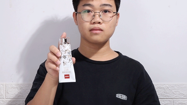 团 | 国货牙膏绝绝子，烟渍茶渍咖啡渍渍渍去除，预防95%未来牙渍，到老“坚白不坏”