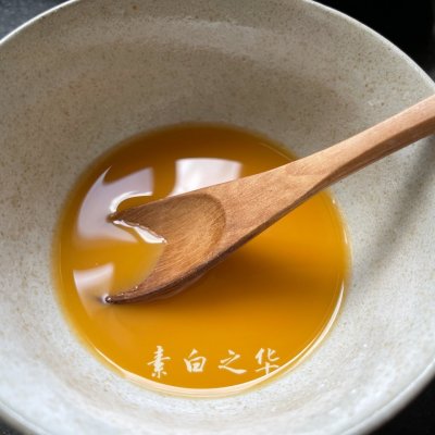 鸡头米的做法（5分钟教你做素食者的最爱鸡头米）