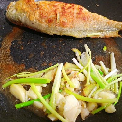 #巨下饭的家常菜#这个糖醋黄鱼&让小孩子干掉两个饭团