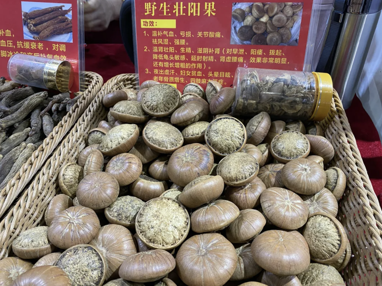 海狗丸上热搜背后，是被嫌弃的中式壮阳药
