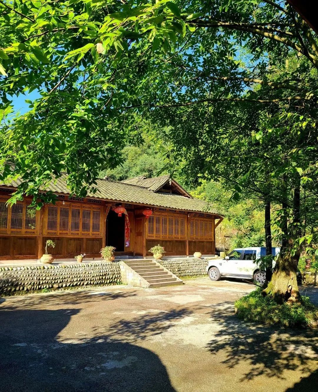 都江堰赵公山农家乐(八月的尾巴,适合到都江堰赵公山住民宿!