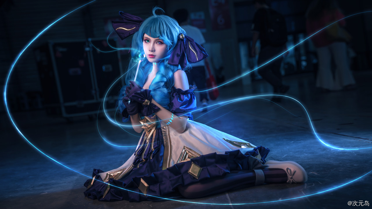 英雄联盟人物COSPLAY 灵罗娃娃格温COS图-哪边嗨