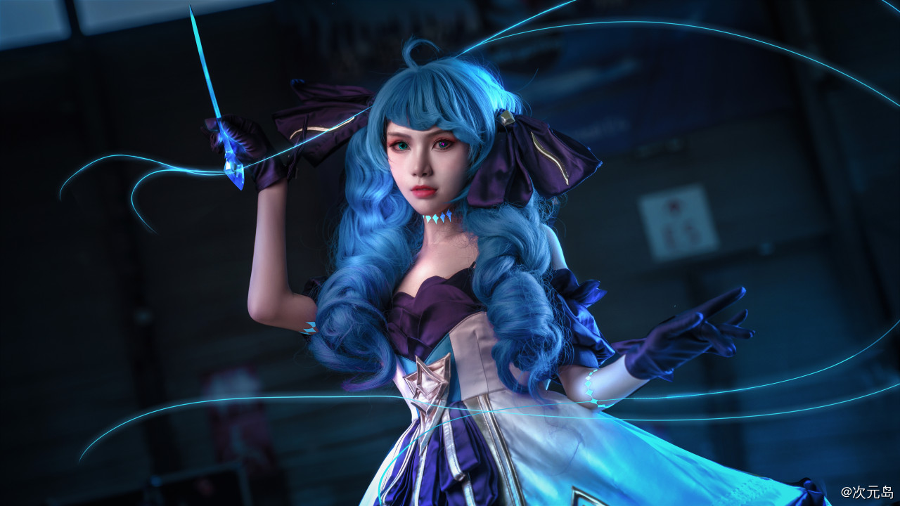 英雄联盟人物COSPLAY 灵罗娃娃格温COS图-哪边嗨