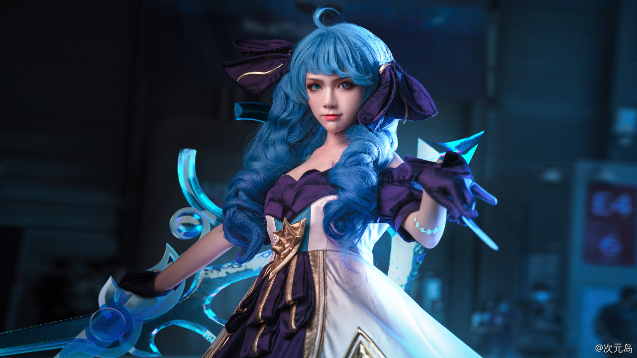 英雄联盟人物COSPLAY 灵罗娃娃格温COS图-哪边嗨