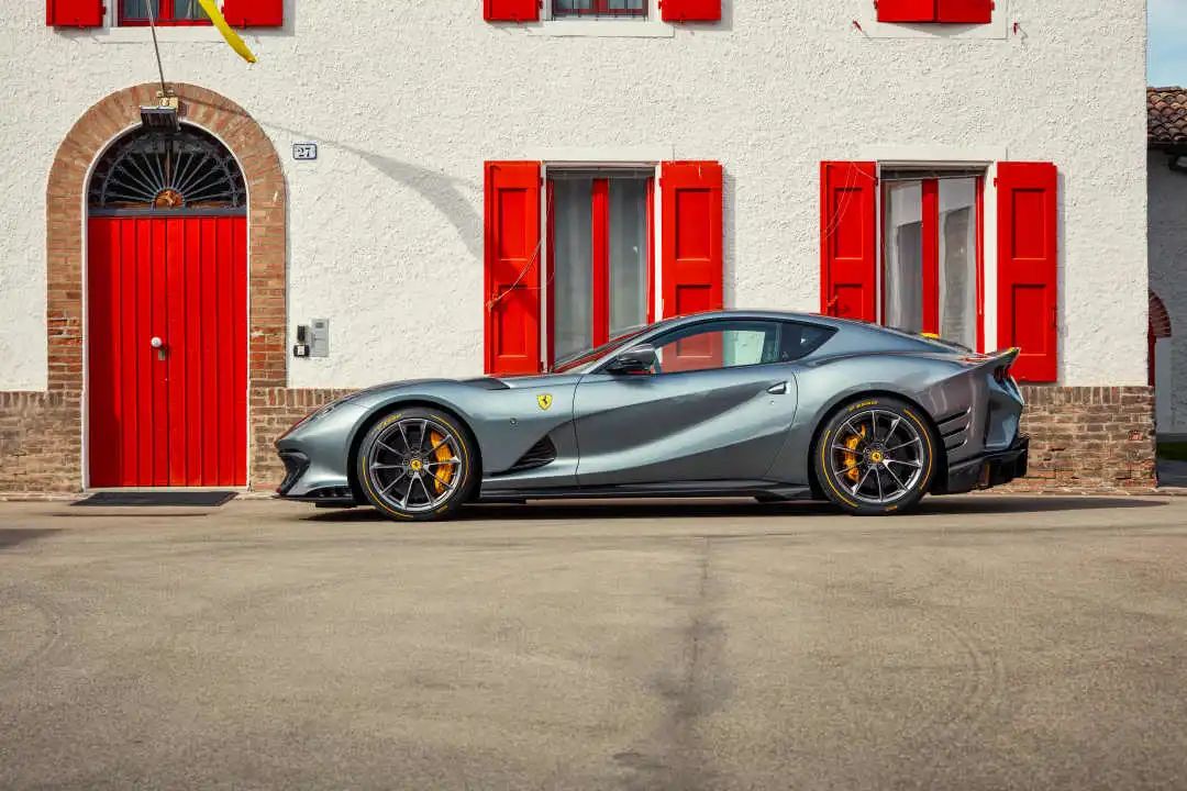高性能内燃机迎来了末日？马拉内罗肯定不同意 </p><p>　　 CAR REVIEWS