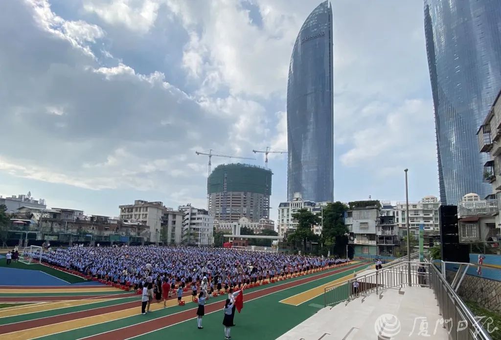 刚刚！全城上演！厦门家长都在关心……