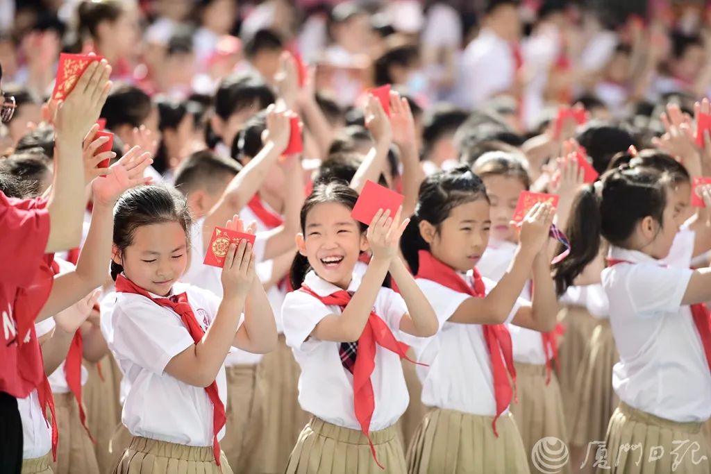 刚刚！全城上演！厦门家长都在关心……
