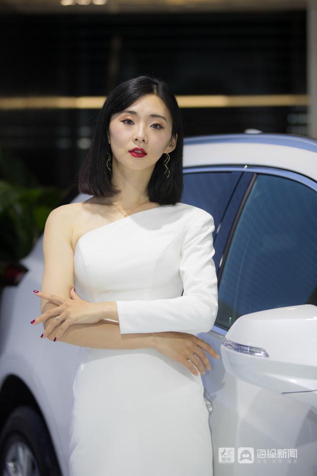 「组图」齐鲁车展首日：豪车、车模，你认为谁是车展上的颜值担当？