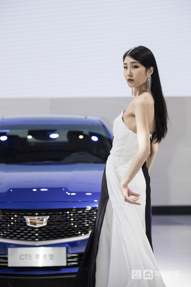 「组图」齐鲁车展首日：豪车、车模，你认为谁是车展上的颜值担当？