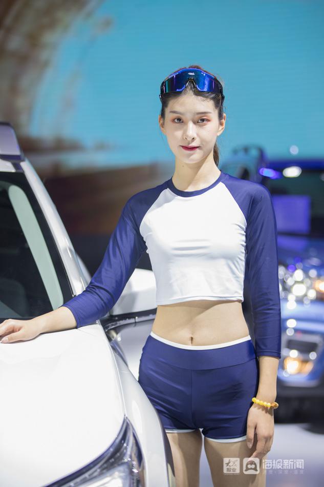 「组图」齐鲁车展首日：豪车、车模，你认为谁是车展上的颜值担当？