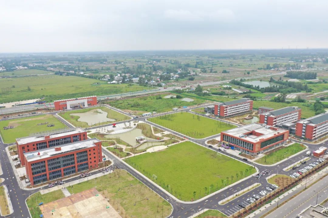 安徽建工技师学院水湖校区正式启用！