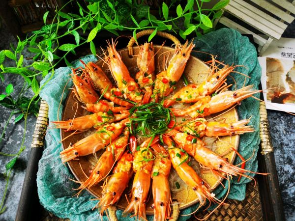 蒜蓉虾的做法 蒜蓉开背虾蒸粉丝的做法 - 汽车时代网