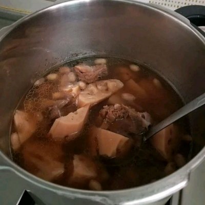 花生莲藕排骨汤,花生莲藕排骨汤的功效