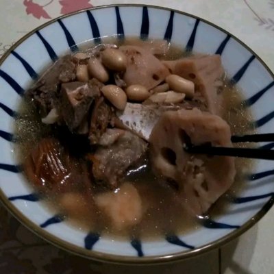 花生蓮藕排骨湯,花生蓮藕排骨湯的功效