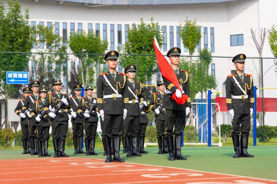 开学第一课￨泰山科技学院校长：愿每一个梦想都能在泰科完美绽放