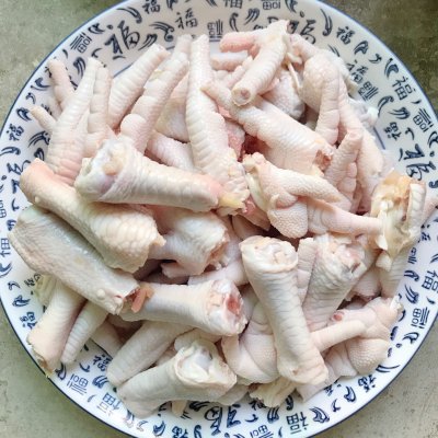 柠檬泡椒凤爪（大厨私藏的泡椒鸡爪做法教程）