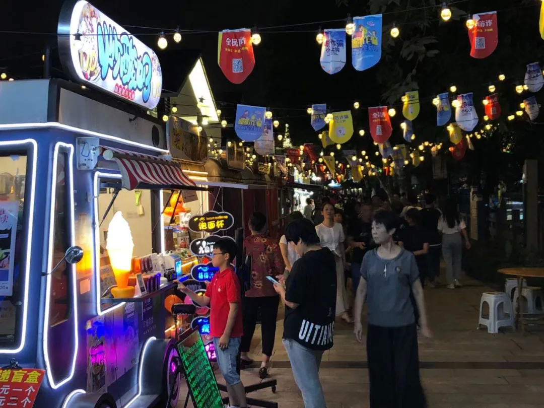 夜市,夜游,夜秀.国庆节的南塘街分分钟撩到你