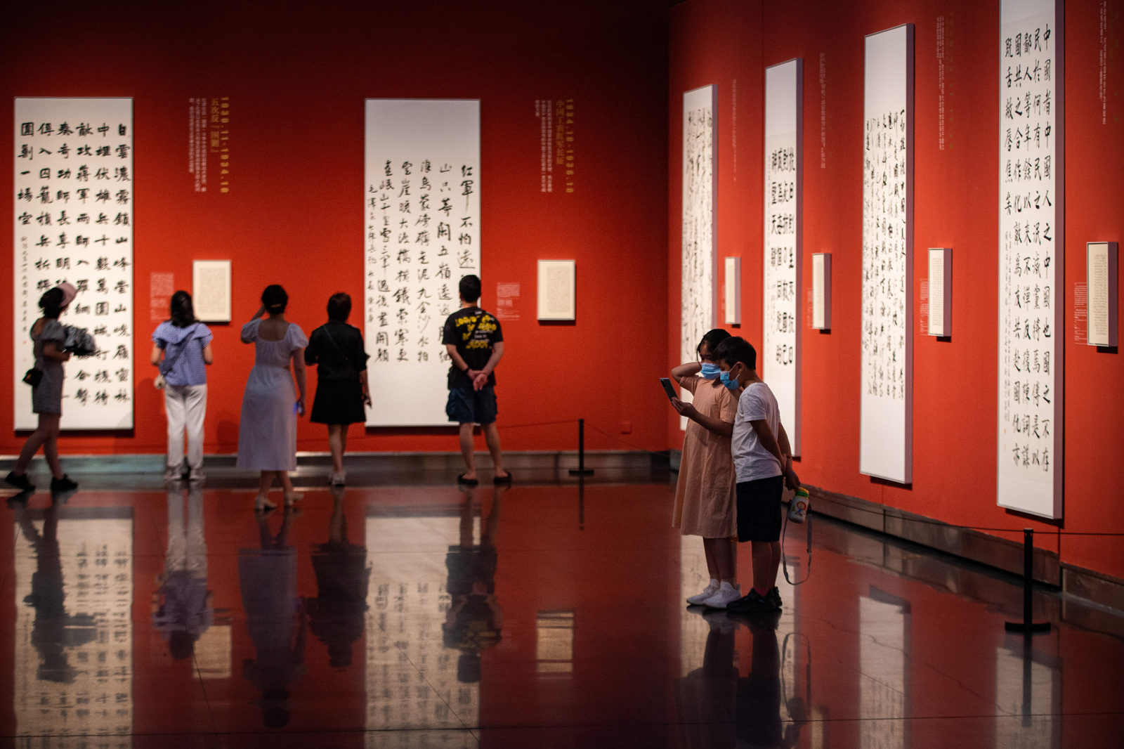 “十一”黄金周观察：本地居民成旅游重要力量 爱国热情带动文化消费持续增长
