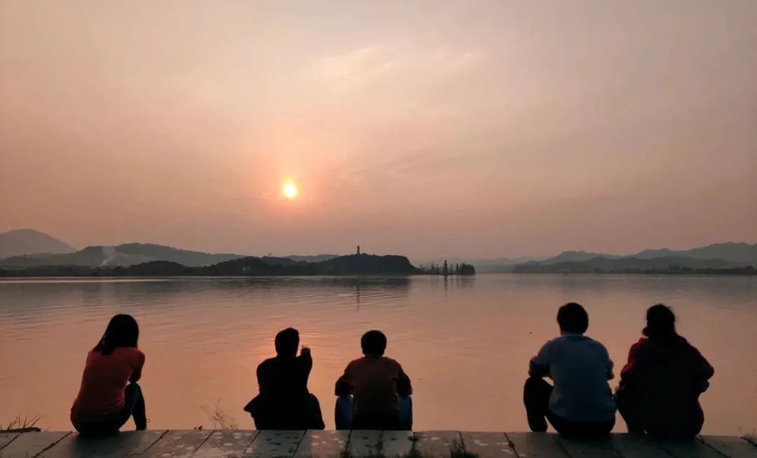 舍不得分享的度假宝地，独揽富春江一线江景，￥999/2晚节后错峰更划算