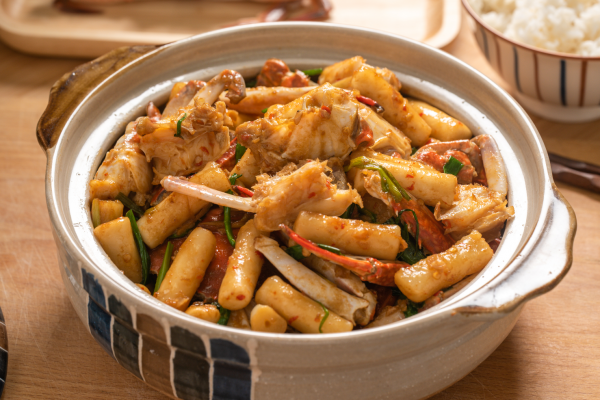 螃蟹炒年糕的做法(螃蟹炒年糕的做法 英文版)-我的快乐小窝