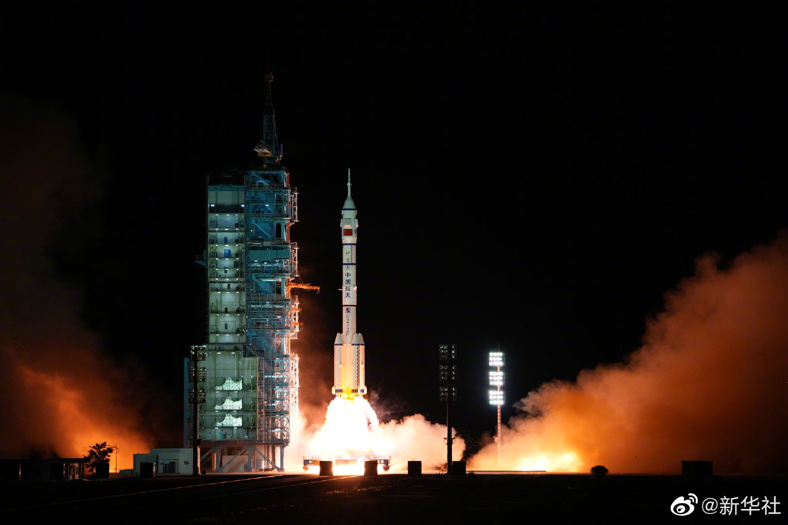 ����ʮ������Բ���ɹ�����ý������������й��Ӵ��������Ի�ǿӲû�ô�