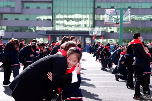 西丰县东方红小学南校区召开主题大队会(图1)