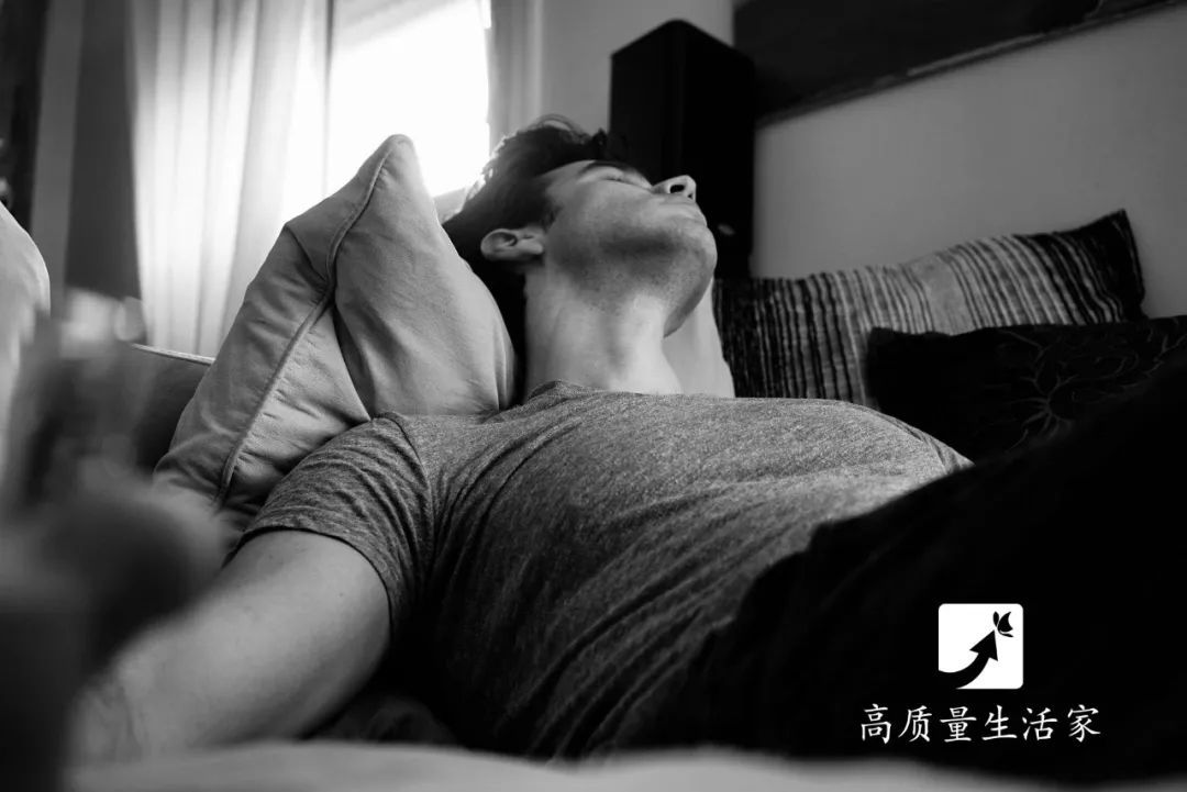 熬夜后补一觉就行了吗？看完这篇你就不这么想了……