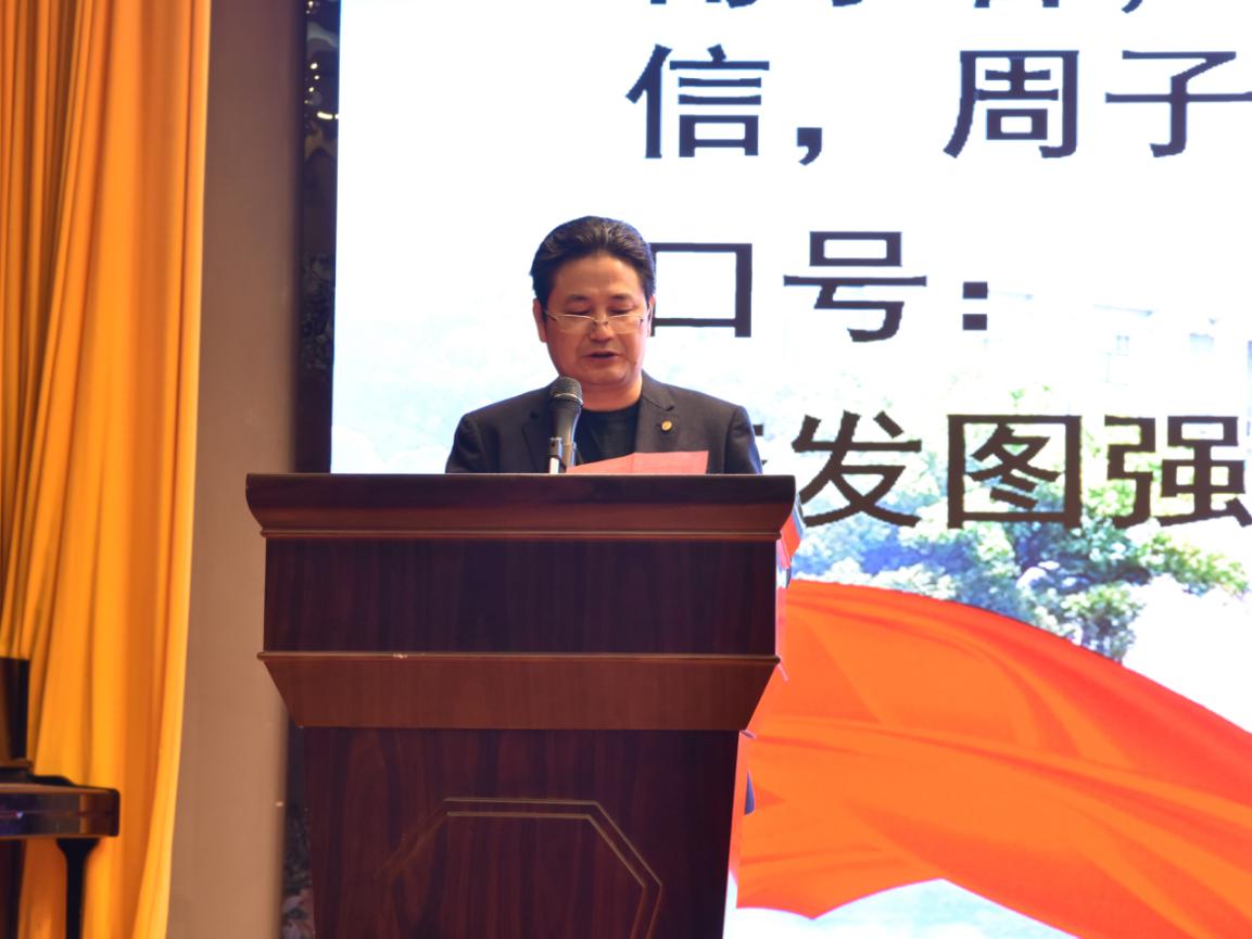 九江市同文中學(xué)舉行2021級(jí)高一新生軍訓(xùn)會(huì)操(圖6) 九江市同文中學(xué)舉行2021級(jí)高一新生軍訓(xùn)會(huì)操(圖6)