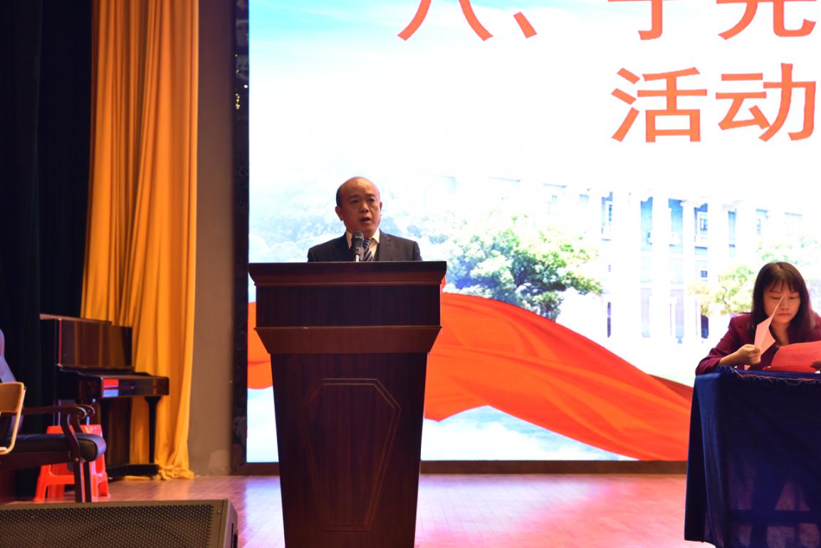 九江市同文中學(xué)舉行2021級(jí)高一新生軍訓(xùn)會(huì)操(圖14) 九江市同文中學(xué)舉行2021級(jí)高一新生軍訓(xùn)會(huì)操(圖14)