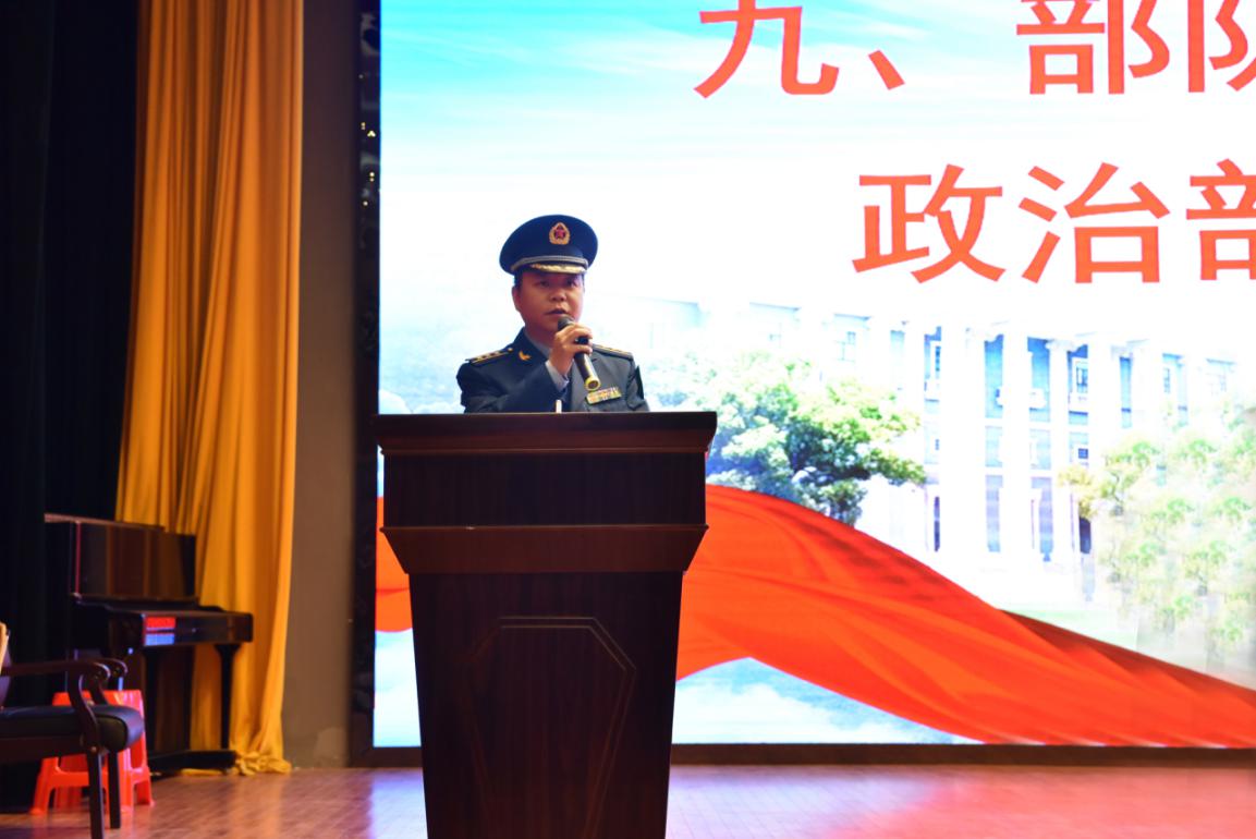 九江市同文中學(xué)舉行2021級(jí)高一新生軍訓(xùn)會(huì)操(圖15) 九江市同文中學(xué)舉行2021級(jí)高一新生軍訓(xùn)會(huì)操(圖15)