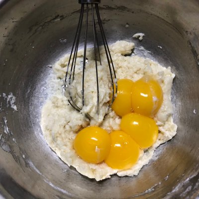 健康美味不回缩不开裂的戚风蛋糕，寒冷冬日里必备哦