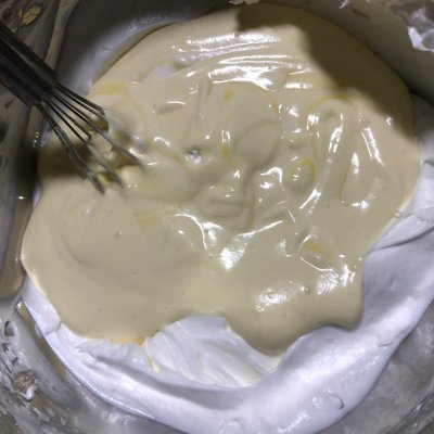 健康美味不回缩不开裂的戚风蛋糕，寒冷冬日里必备哦