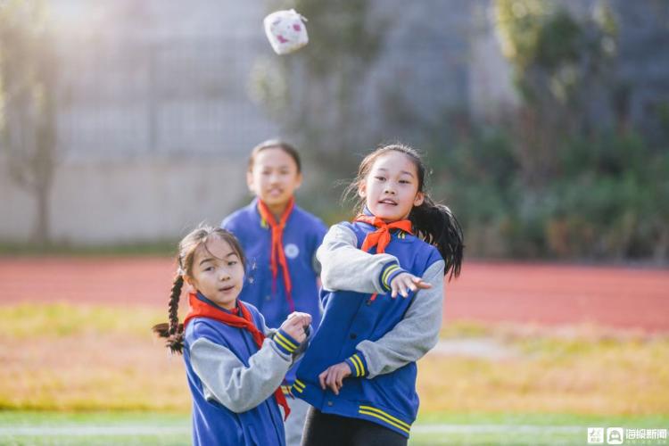 济南市中区原山小学让传统游戏回归童年(图3)