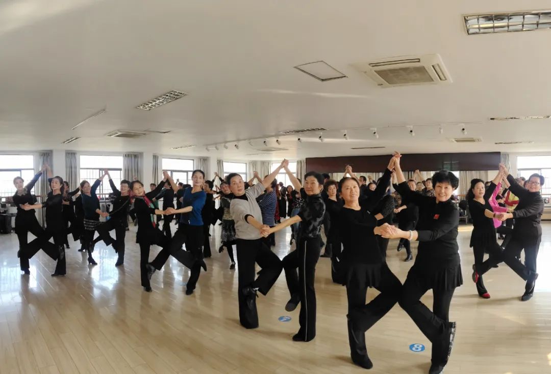 瑜伽、书法、曳步舞、古筝... ...琅琊这里免费培训班火热进行中！