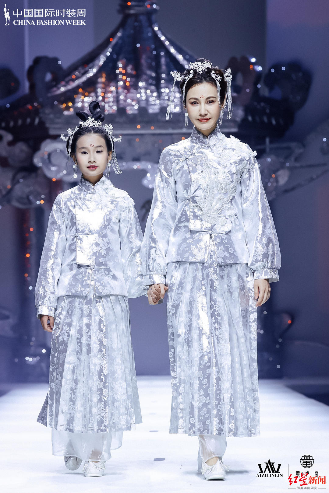 80后女孩“入圈”华服行业：成都的张弛有度，是创业机遇