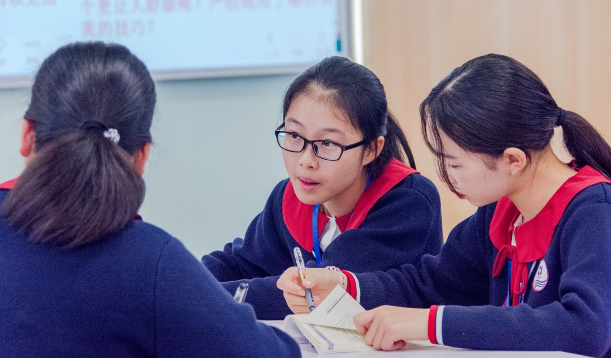 “补课”VS“不补课”，双减后才懂二者差距有多大，家长无奈叹息