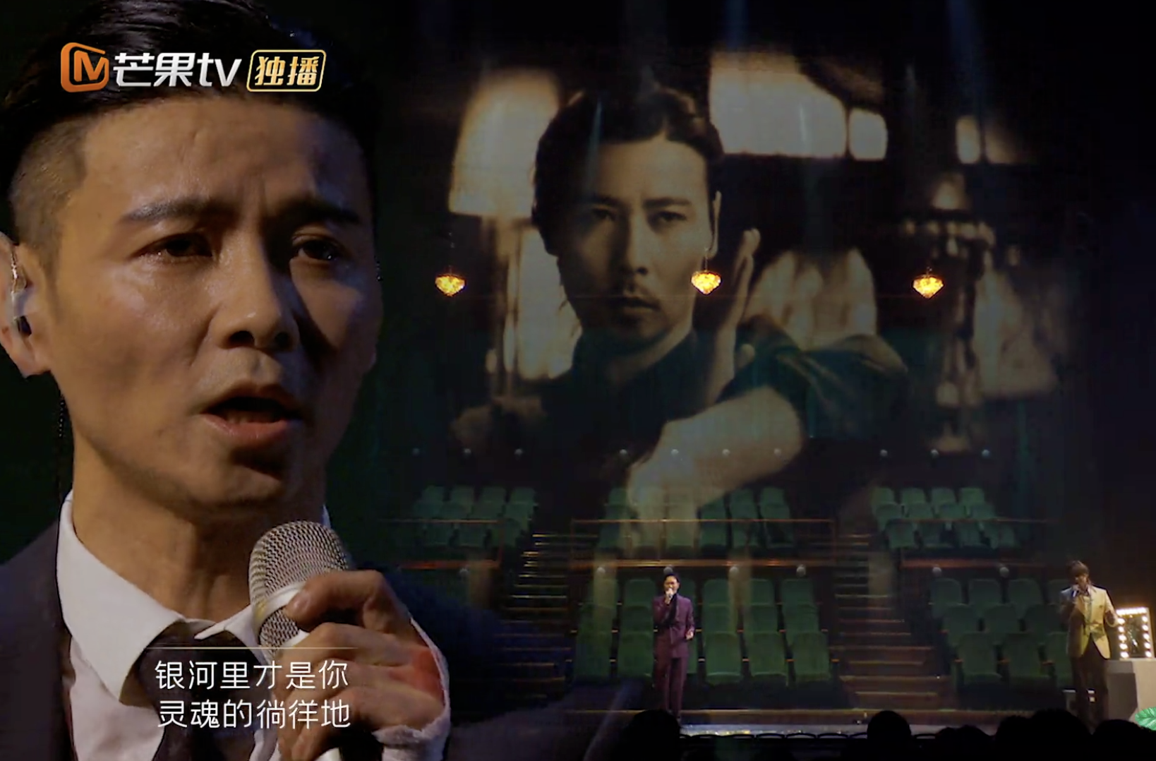 哥哥演出好拼！张智霖蓄白胡子张晋撞玻璃，袁咏仪蔡少芬感动落泪