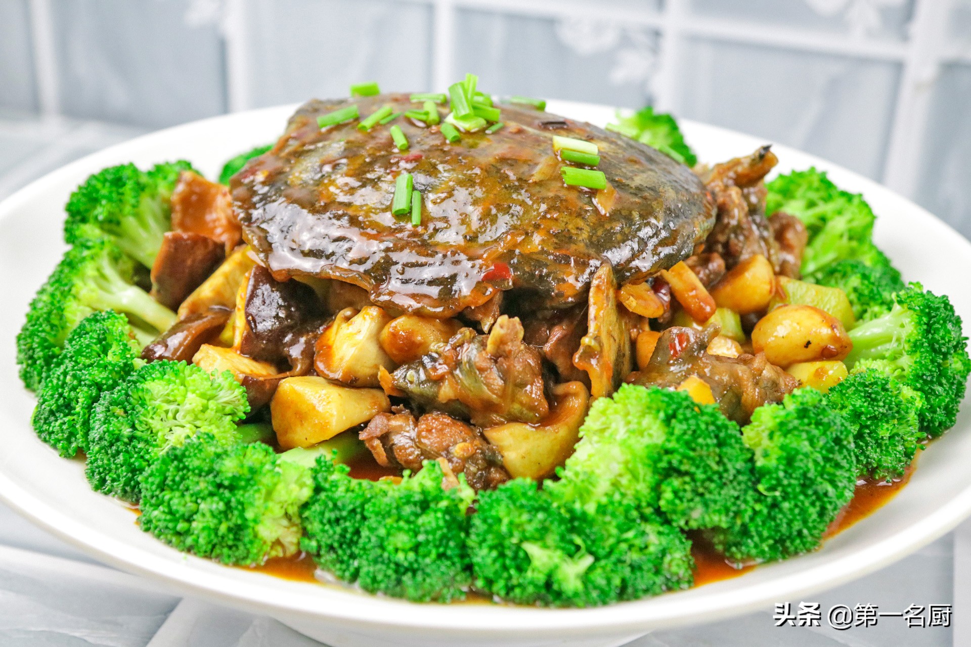 甲鱼怎么做法好吃,烧甲鱼的正确方法