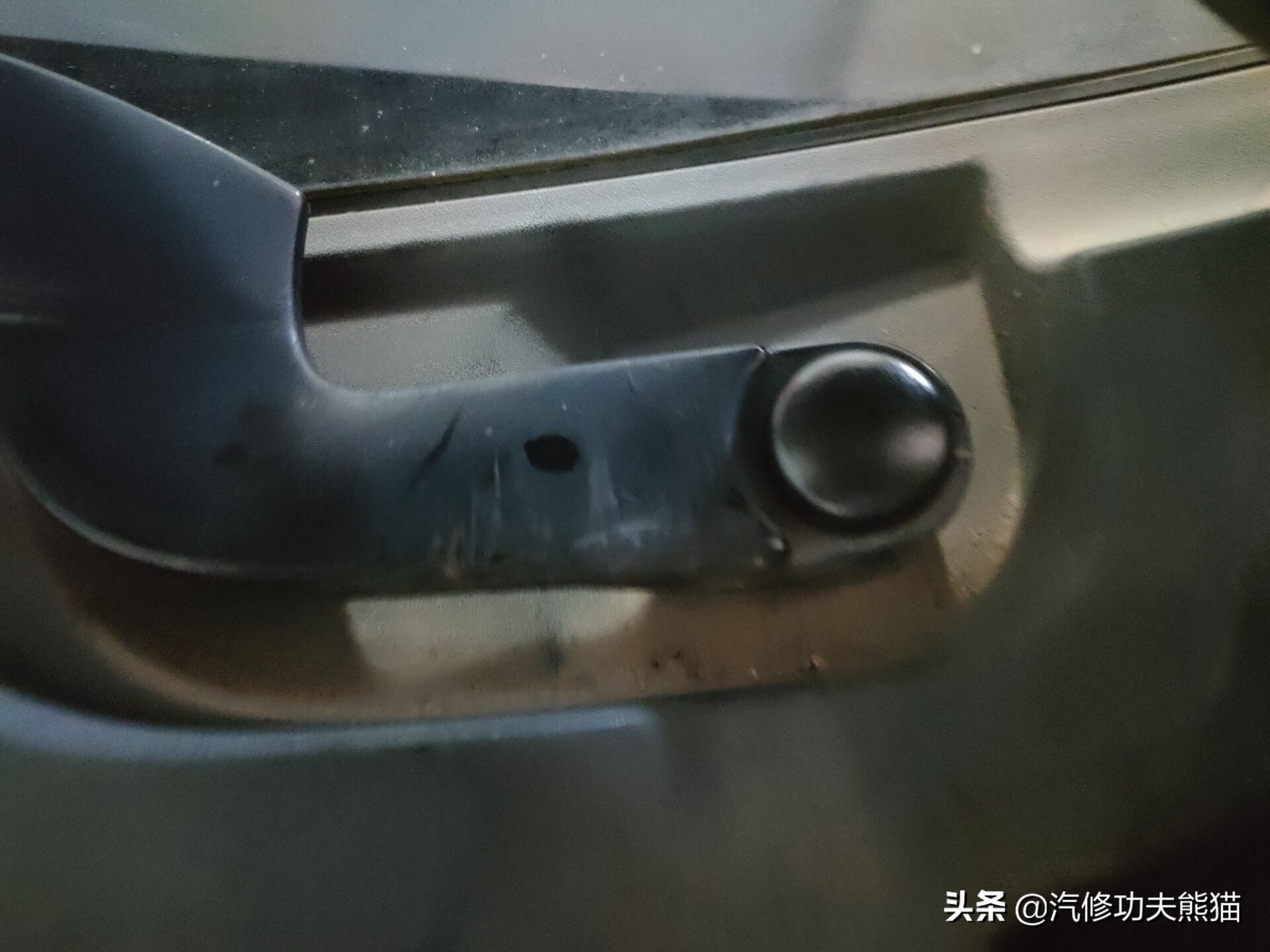 苏州车友十二年车龄奥迪A6L2.0T烧机油，对车有感情彻底整修翻新
