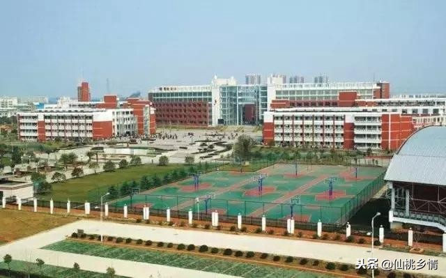 湖北出高考状元最多的10所中学，位居榜首的竟然来自大仙桃