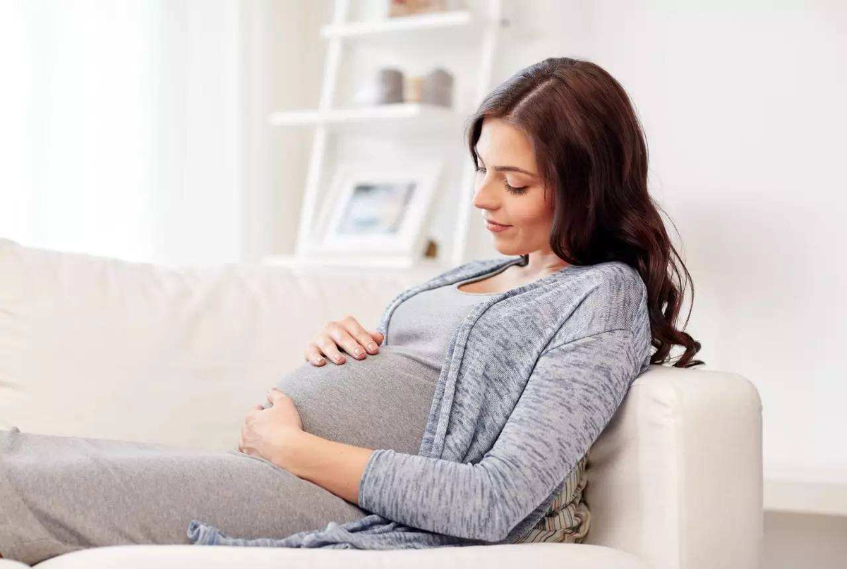 胎记是怎么来的？产科医生：孕期避开这3种行为，以免伤害到胎儿