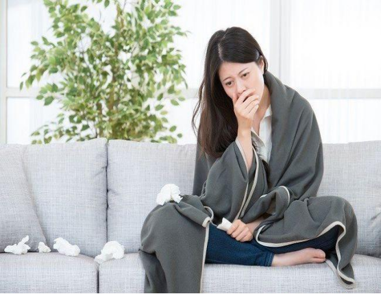 过敏性鼻炎，常用糠酸莫米松鼻喷、孟鲁司特、氯雷他定要注意啥？