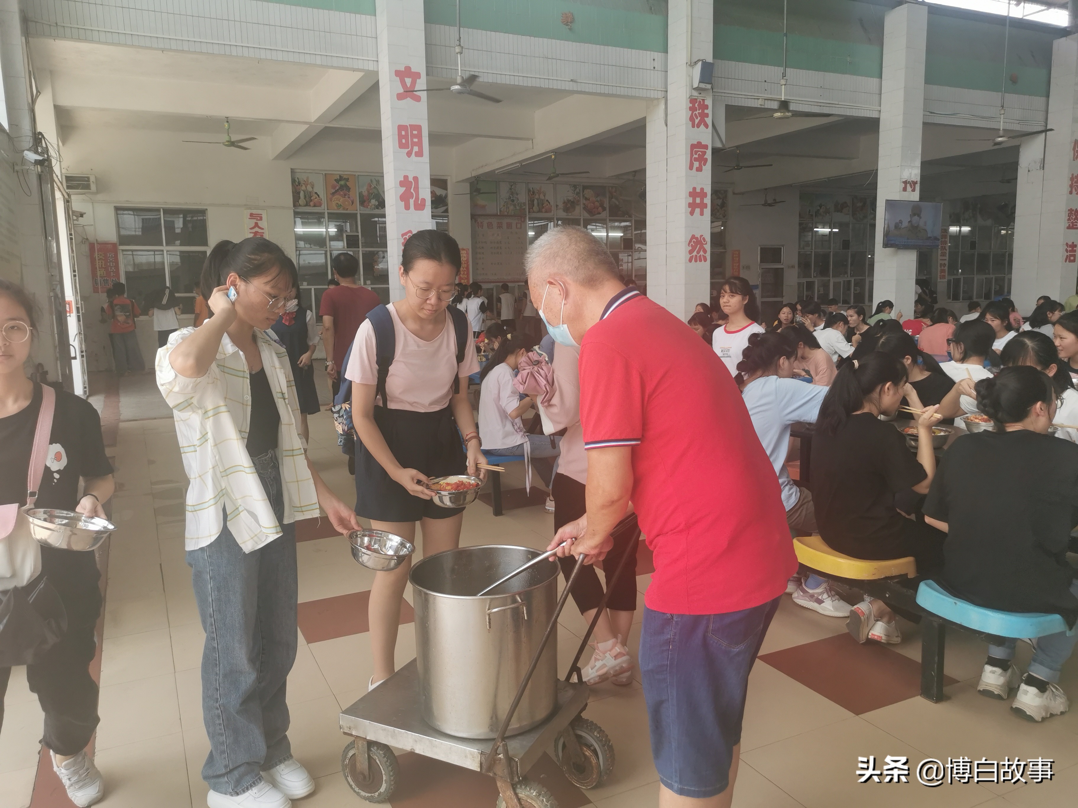 广西博白县中学做了大量工作，确保考生以最佳状态参加高考