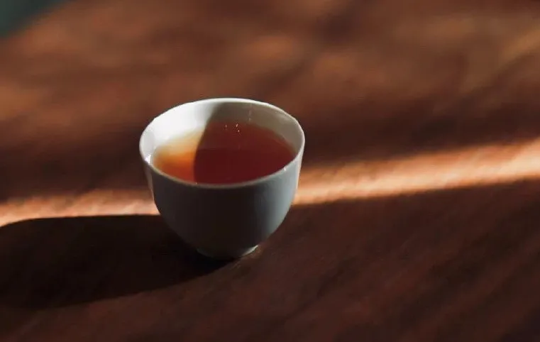 骑虎难下!高端普洱茶严重饱和,天价冰岛老班章还能撑多久?