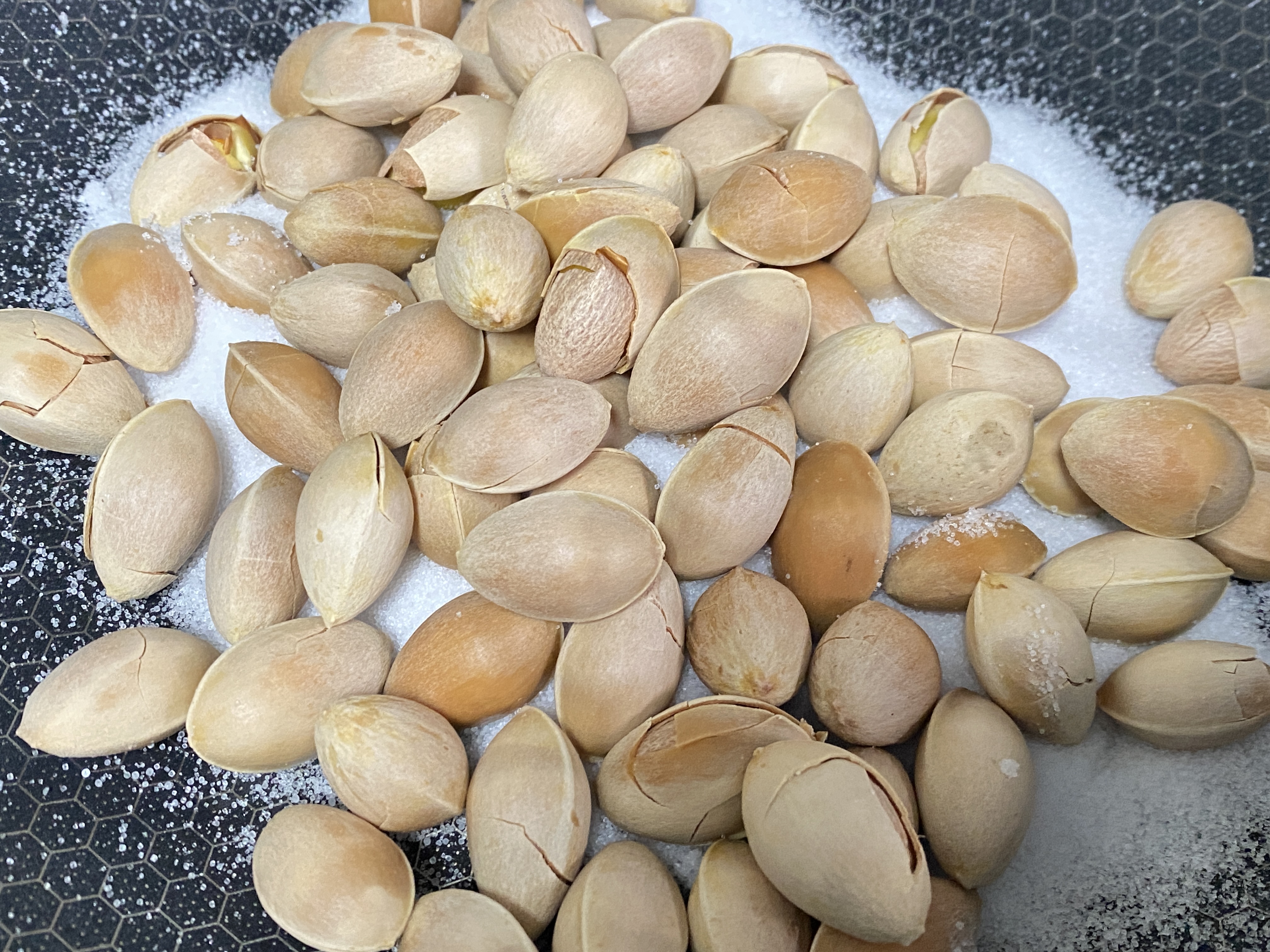 新鲜银杏怎么吃？盐烧银杏果，日本居酒屋必点下酒菜