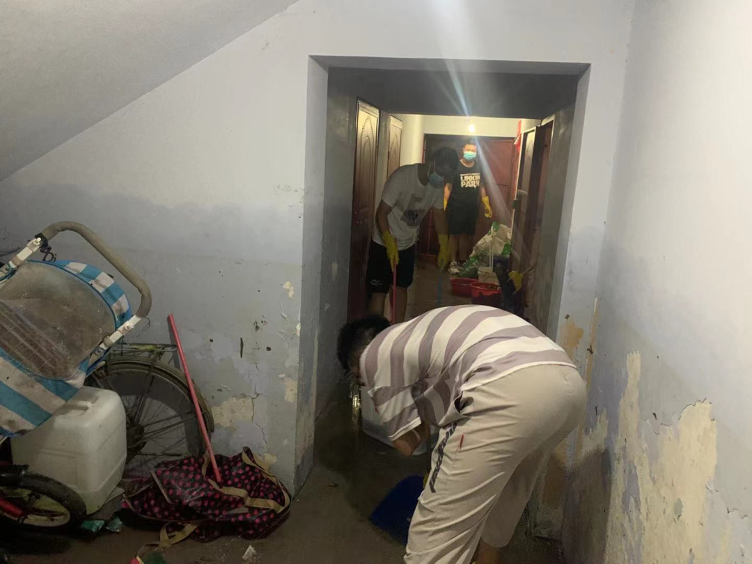 农大人的身影在前，我们“豫”难而上