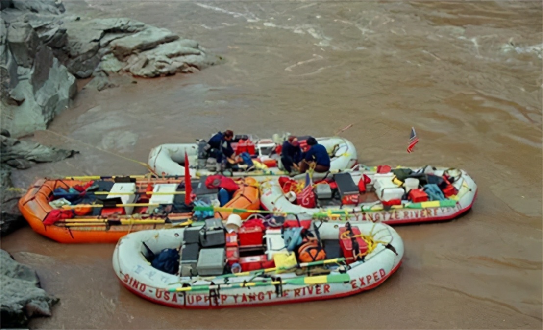 36年前，漂流长江第一人尧茂书遇难，被发现时只剩倒扣的橡皮筏