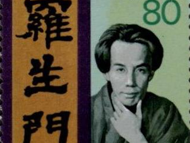 芥川龙之介将妇人动作描写很细腻的语录，却道尽了妇人的伤感